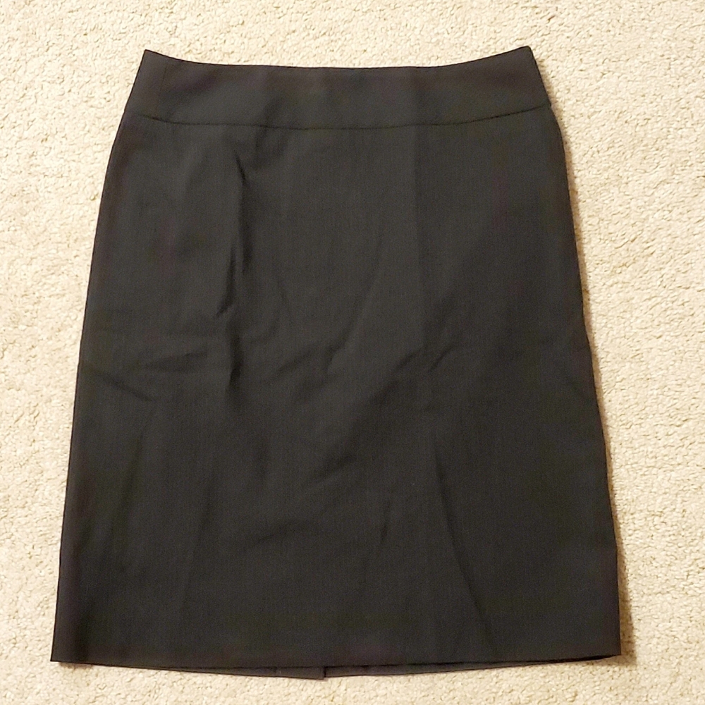 Uniqlo skirt